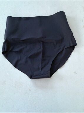 Curve Necessities High-Waist Seamless Shaping Panty - Black